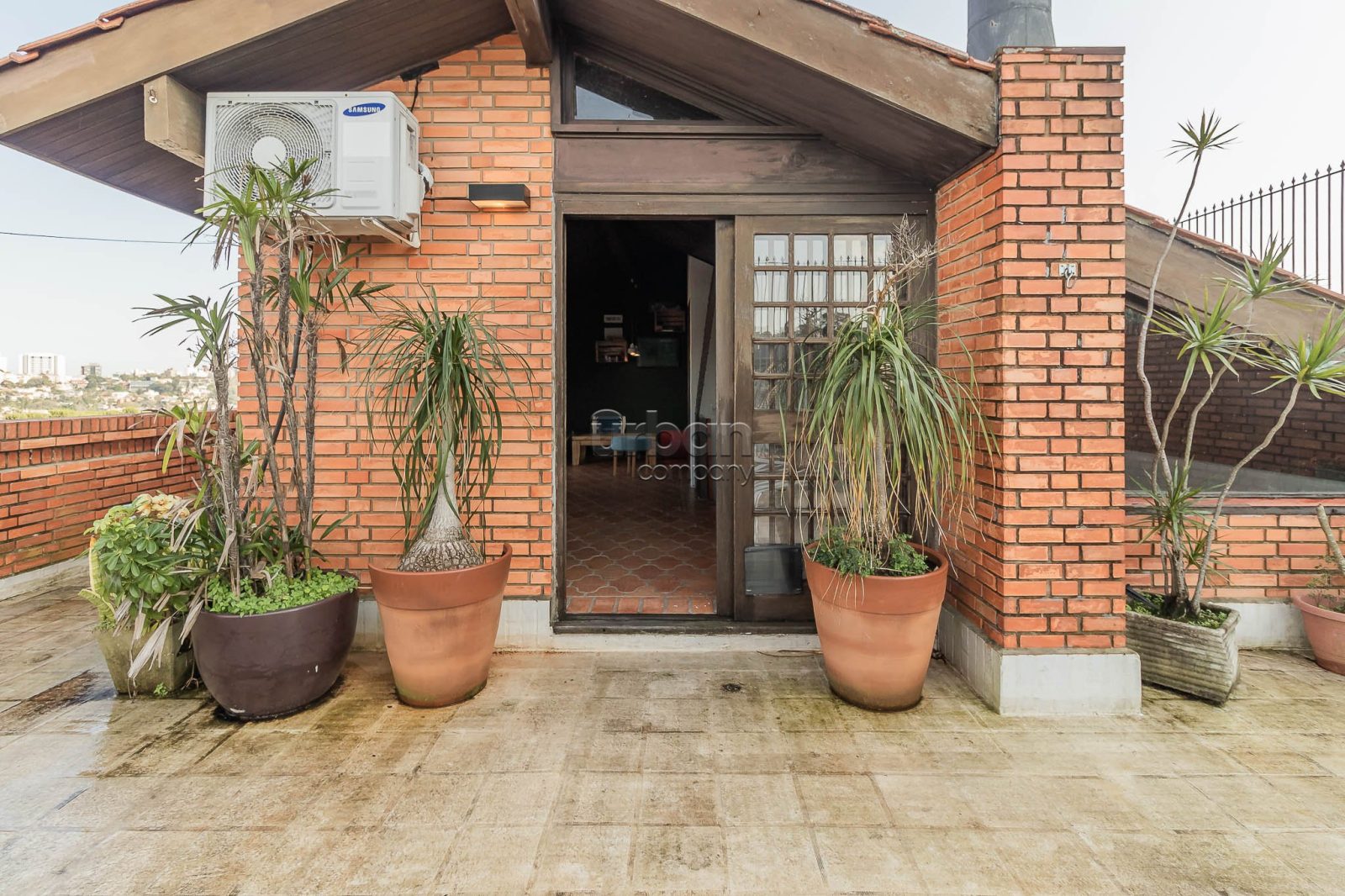 Cobertura com 238m², 3 quartos, 1 suíte, 2 vagas, no bairro Vila Jardim em Porto Alegre
