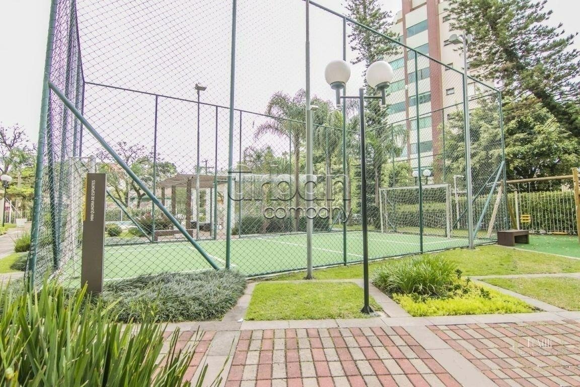 Apartamento com 84m², 3 quartos, 1 suíte, 2 vagas, no bairro Vila Ipiranga em Porto Alegre