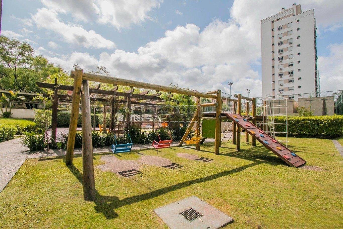 Apartamento com 69m², 2 quartos, 1 suíte, 1 vaga, no bairro Jardim Lindóia em Porto Alegre