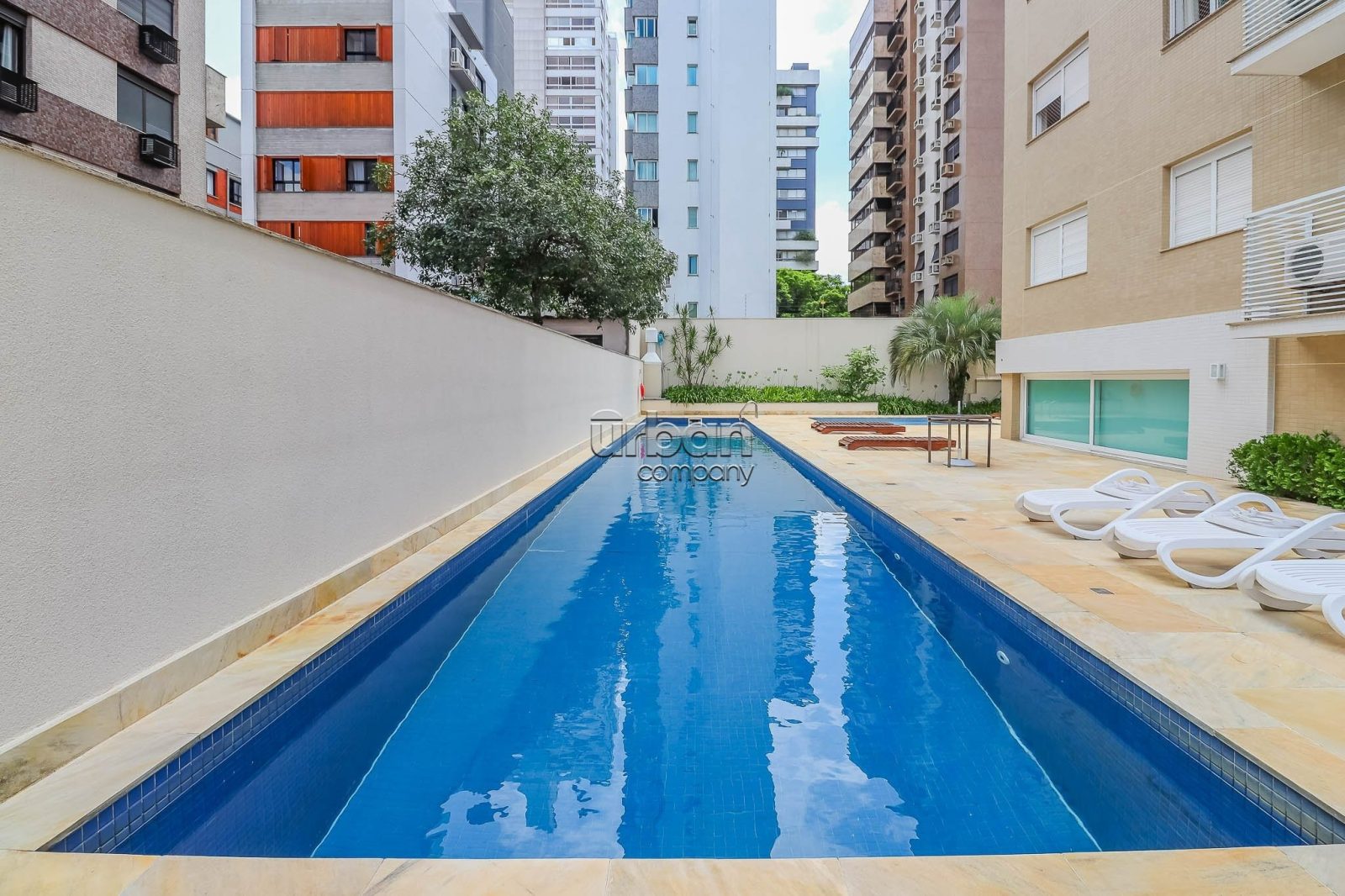 Apartamento com 123m², 3 quartos, 1 suíte, 3 vagas, no bairro Petrópolis em Porto Alegre