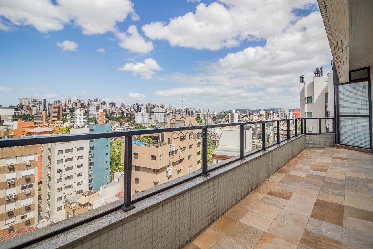 Cobertura com 311m², 3 quartos, 1 suíte, 3 vagas, no bairro Bela Vista em Porto Alegre