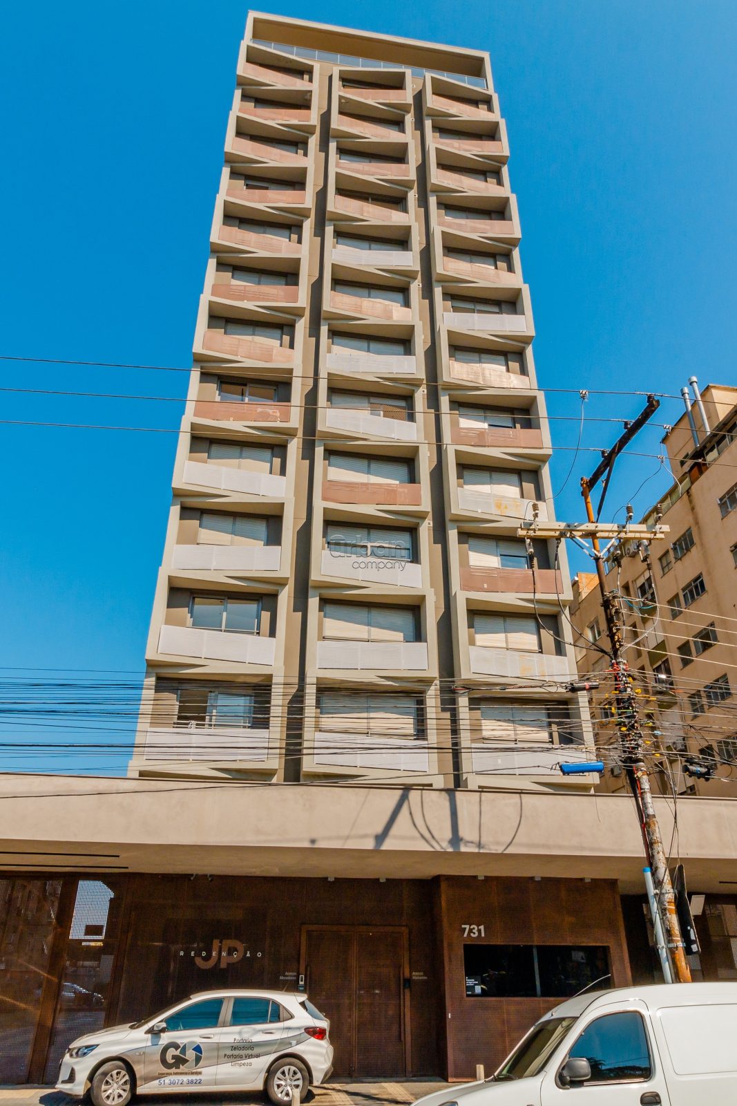 Apartamento com 28m², 1 quarto, 1 vaga, no bairro Centro Histórico em Porto Alegre
