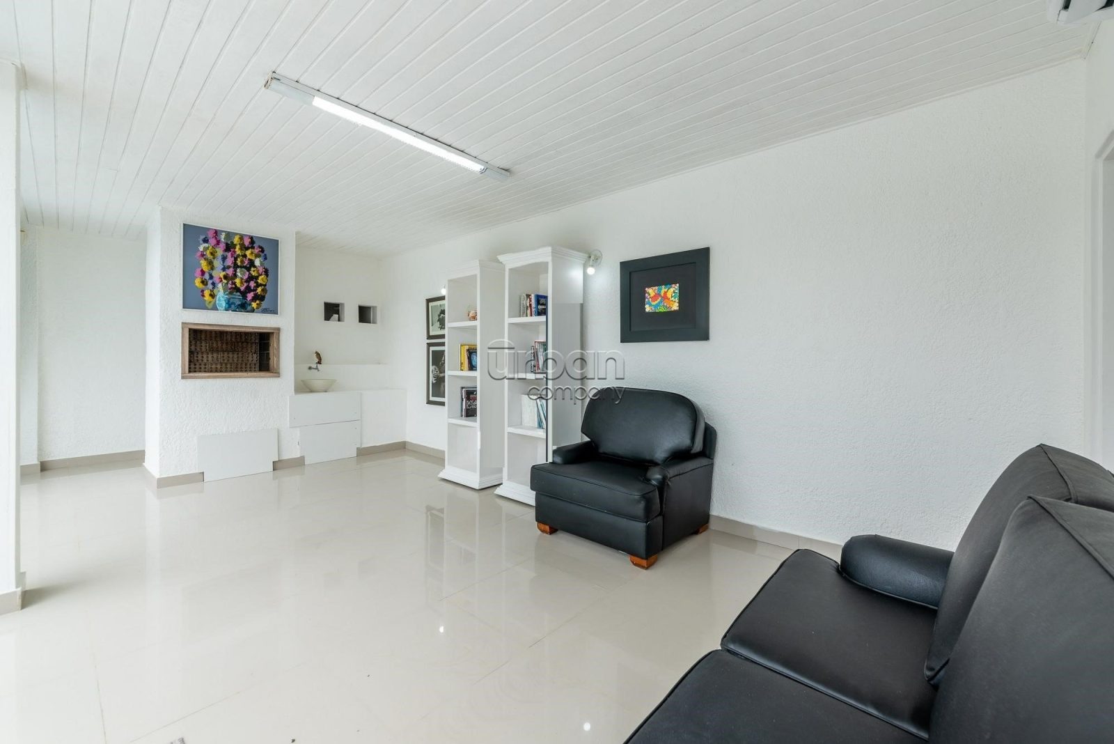 Casa com 305m², 3 quartos, 2 suítes, 4 vagas, no bairro Três Figueiras em Porto Alegre