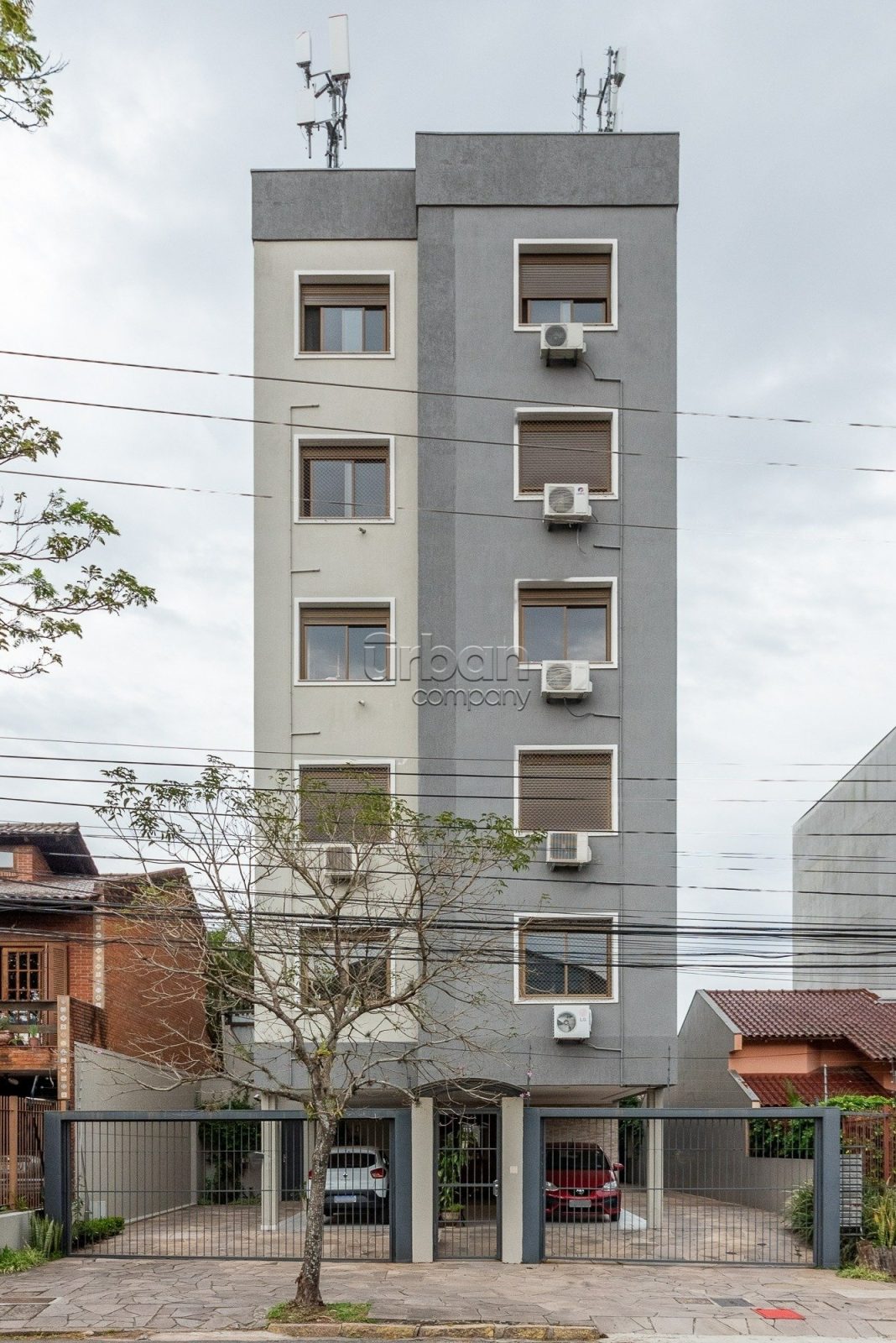 Apartamento Garden com 102m², 3 quartos, 1 suíte, 2 vagas, no bairro Jardim Botânico em Porto Alegre
