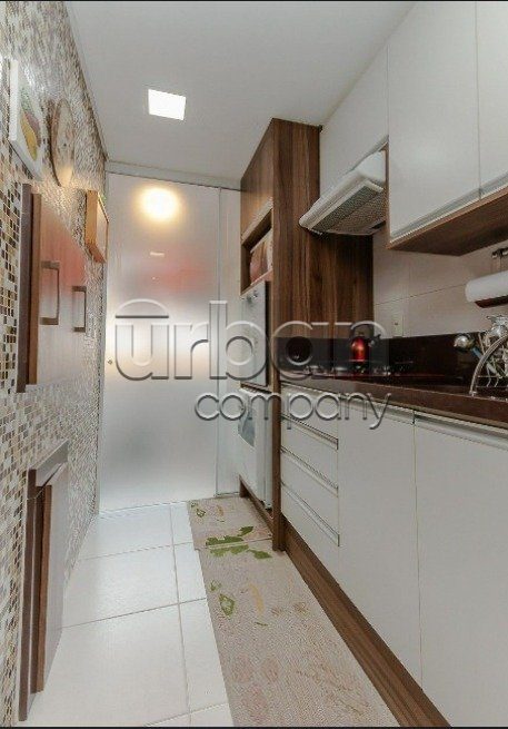 Apartamento com 70m², 2 quartos, 1 suíte, 2 vagas, no bairro São João em Porto Alegre