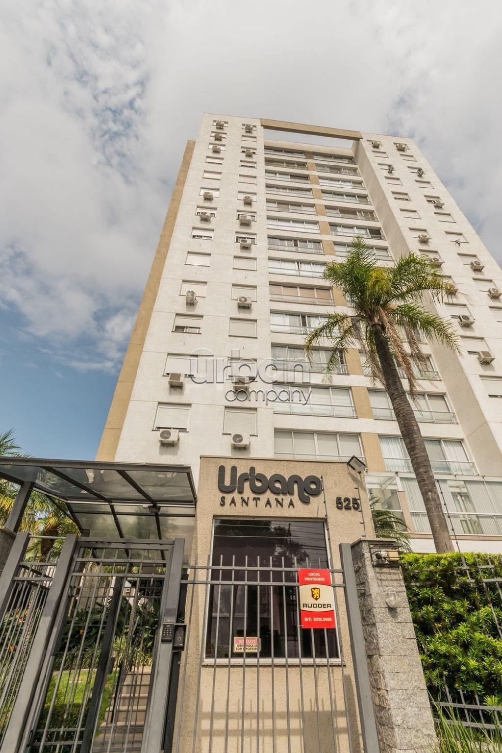 Apartamento com 83m², 3 quartos, 1 suíte, 2 vagas, no bairro Santana em Porto Alegre