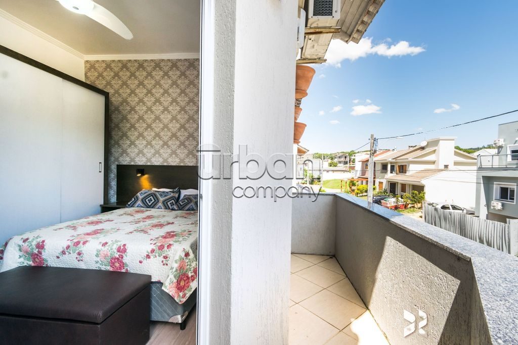 Casa em Condomínio com 140m², 3 quartos, 2 vagas, no bairro Passo Das Pedras em Porto Alegre
