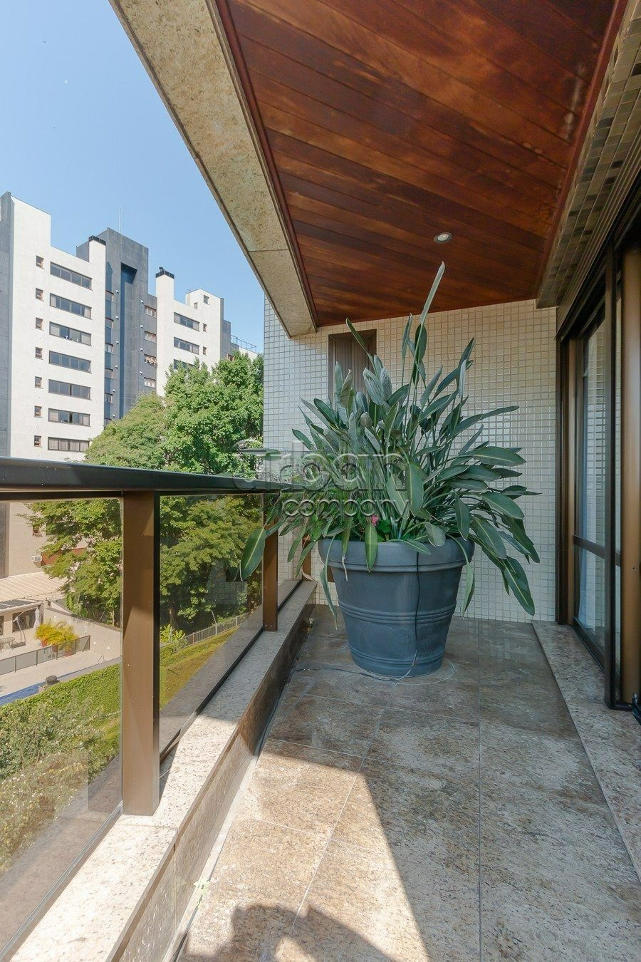 Apartamento com 504m², 4 quartos, 4 suítes, 5 vagas, no bairro Petrópolis em Porto Alegre