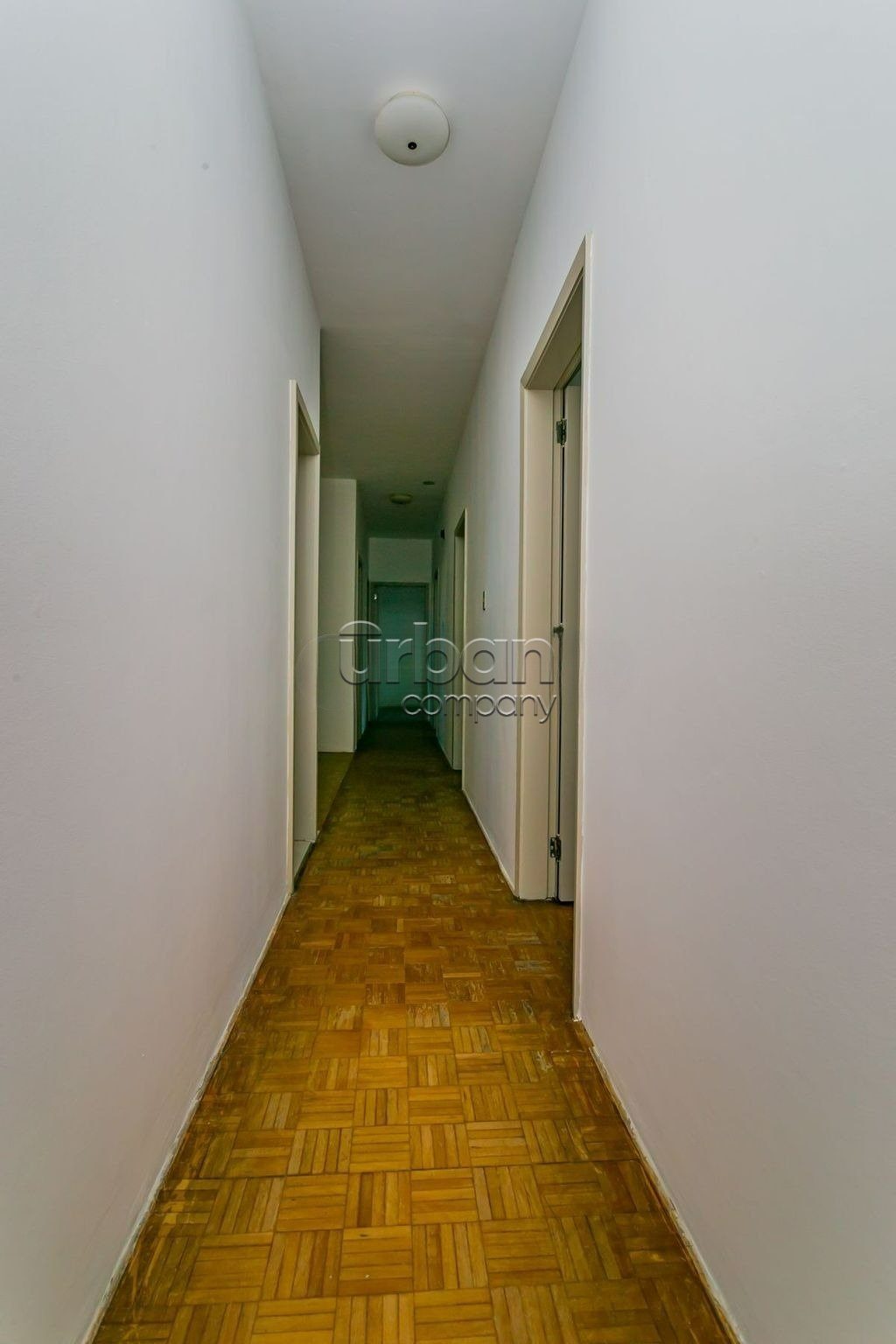 Apartamento com 189m², 4 quartos, 2 vagas, no bairro Rio Branco em Porto Alegre