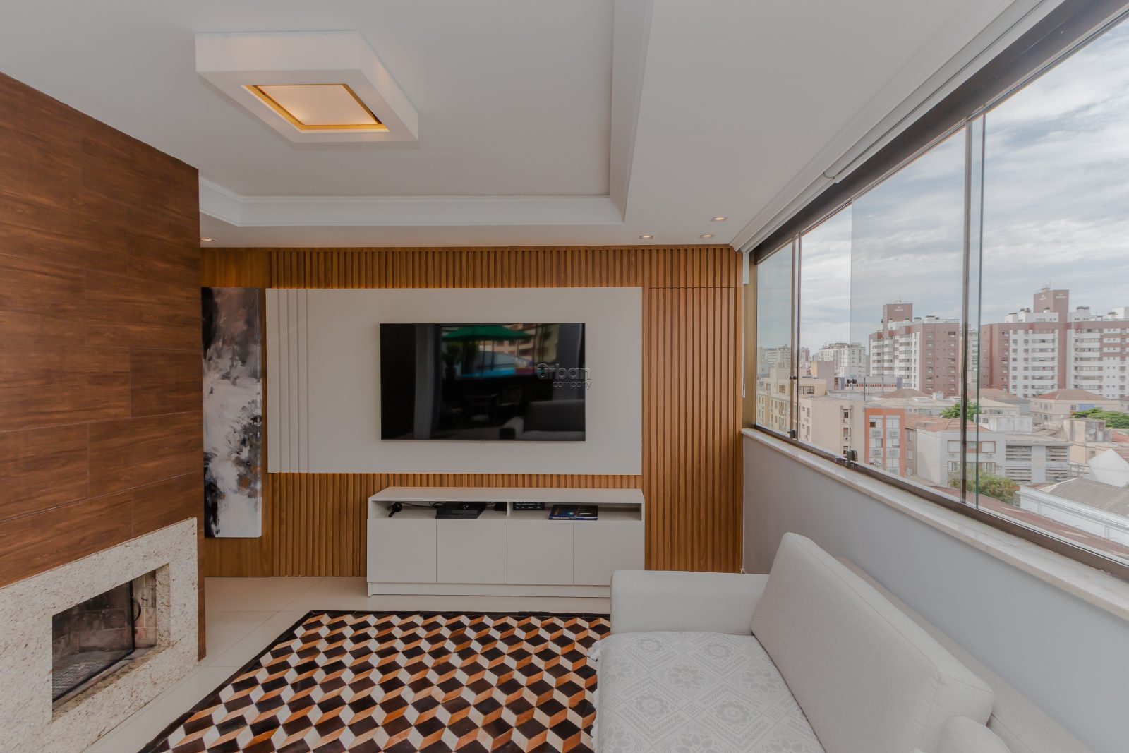 Cobertura com 133m², 3 quartos, 1 suíte, 2 vagas, no bairro Bom Fim em Porto Alegre
