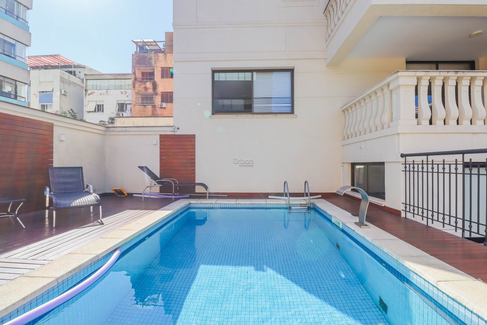Apartamento com 99m², 3 quartos, 1 suíte, 2 vagas, no bairro Mont Serrat em Porto Alegre