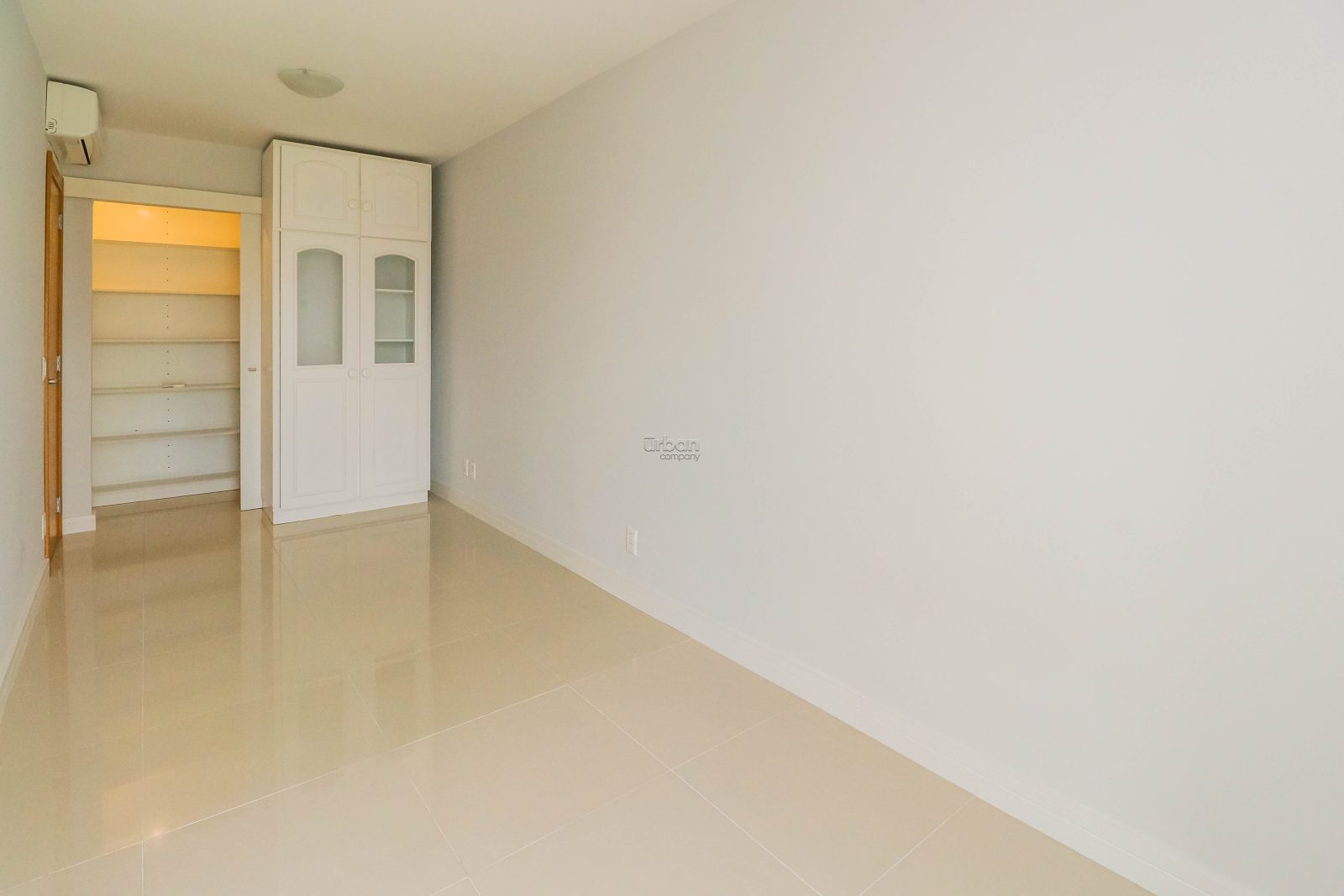 Apartamento Duplex com 83m², 2 quartos, 2 vagas, no bairro Jardim Europa em Porto Alegre
