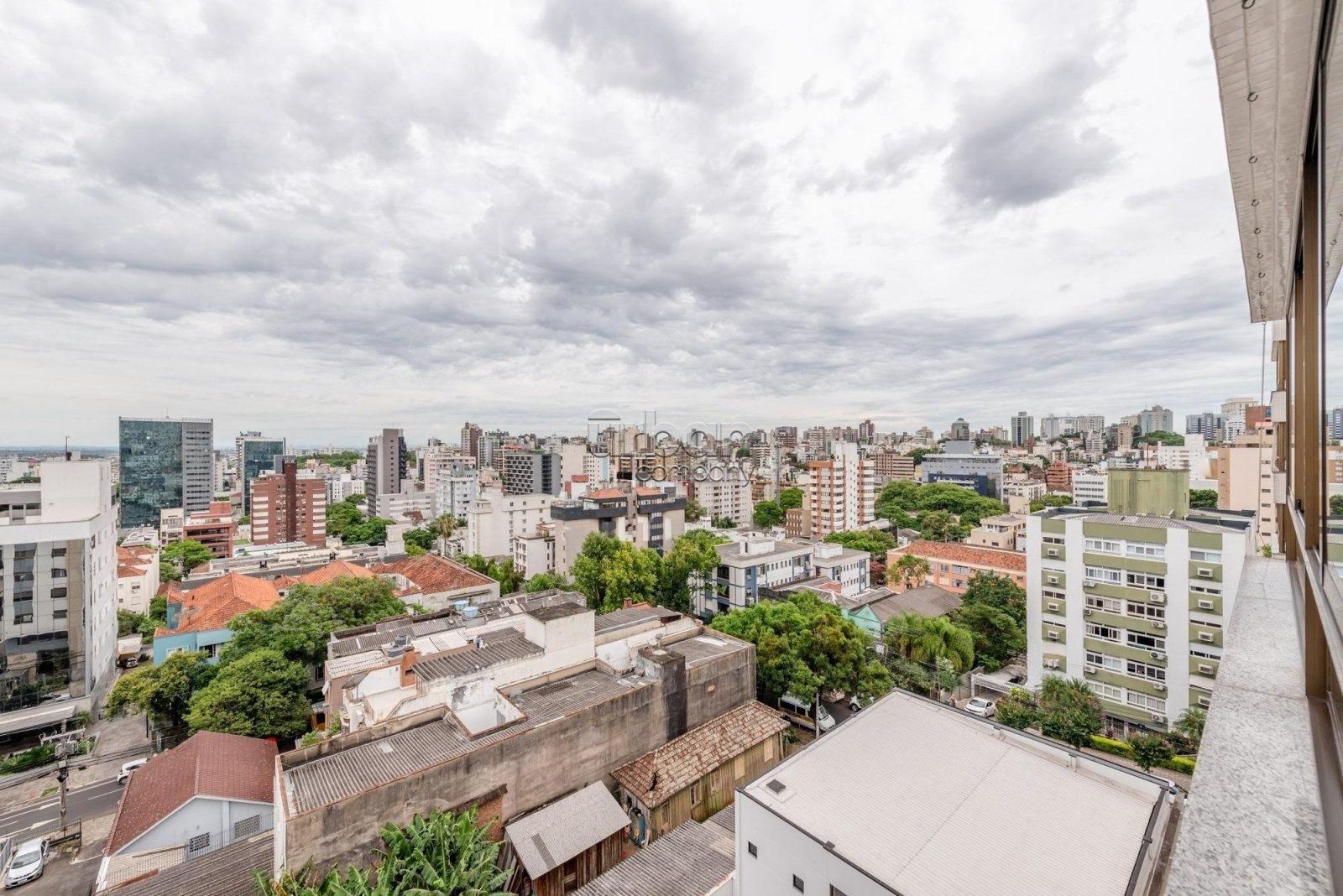 Apartamento com 83m², 2 quartos, 2 suítes, 1 vaga, no bairro Mont Serrat em Porto Alegre