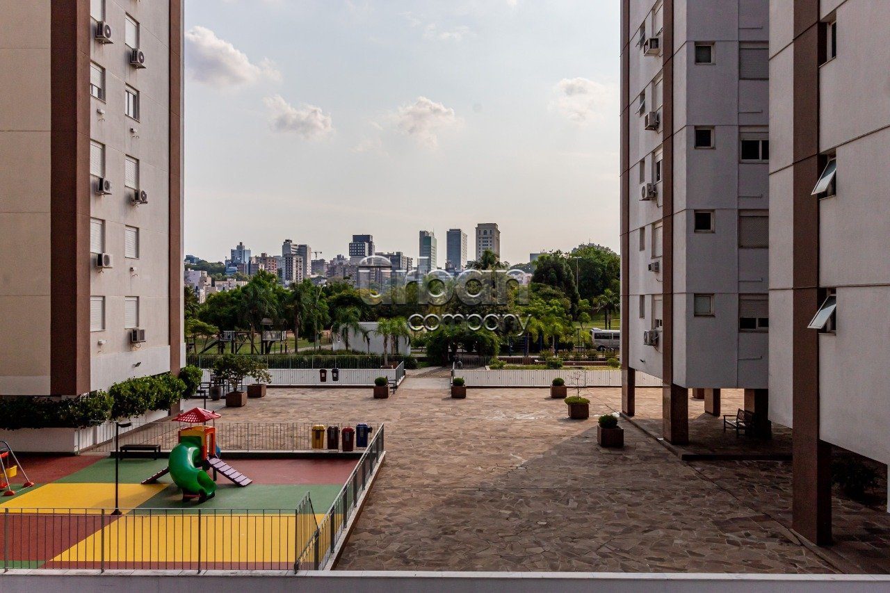 Apartamento com 74m², 3 quartos, 1 suíte, 2 vagas, no bairro Boa Vista em Porto Alegre