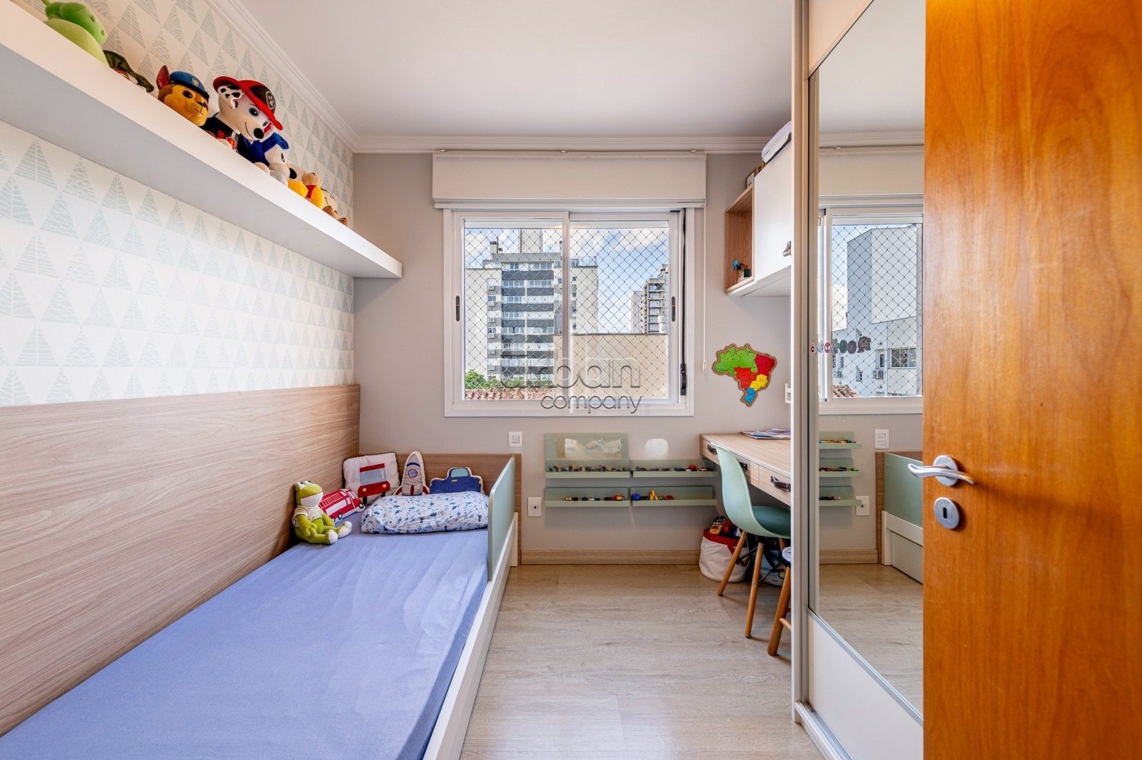 Apartamento com 90m², 3 quartos, 1 suíte, 2 vagas, no bairro Bela Vista em Porto Alegre
