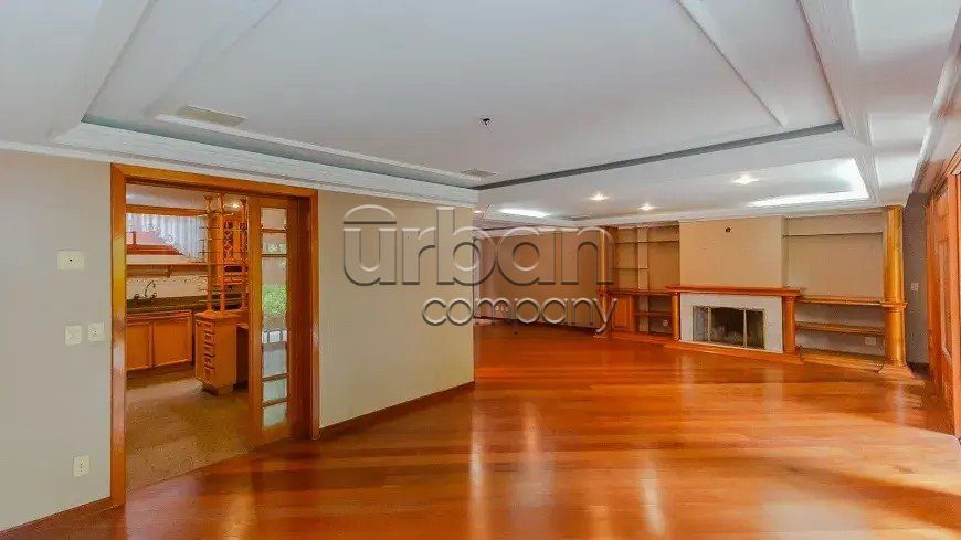 Casa em Condomínio com 392m², 4 quartos, 4 suítes, 4 vagas, no bairro Tres Figueiras em Porto Alegre