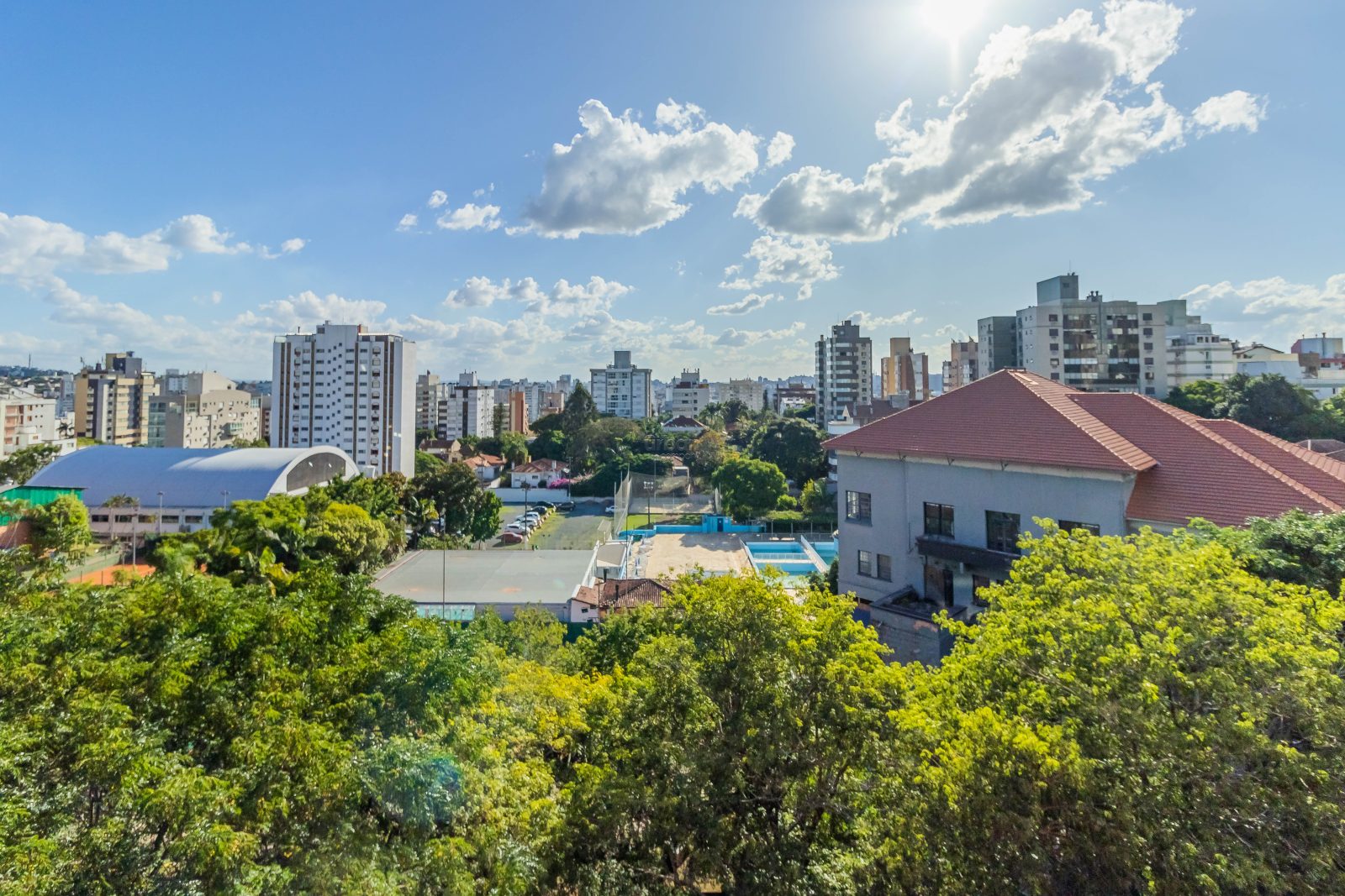 Cobertura com 190m², 3 quartos, 2 suítes, 2 vagas, no bairro Petrópolis em Porto Alegre