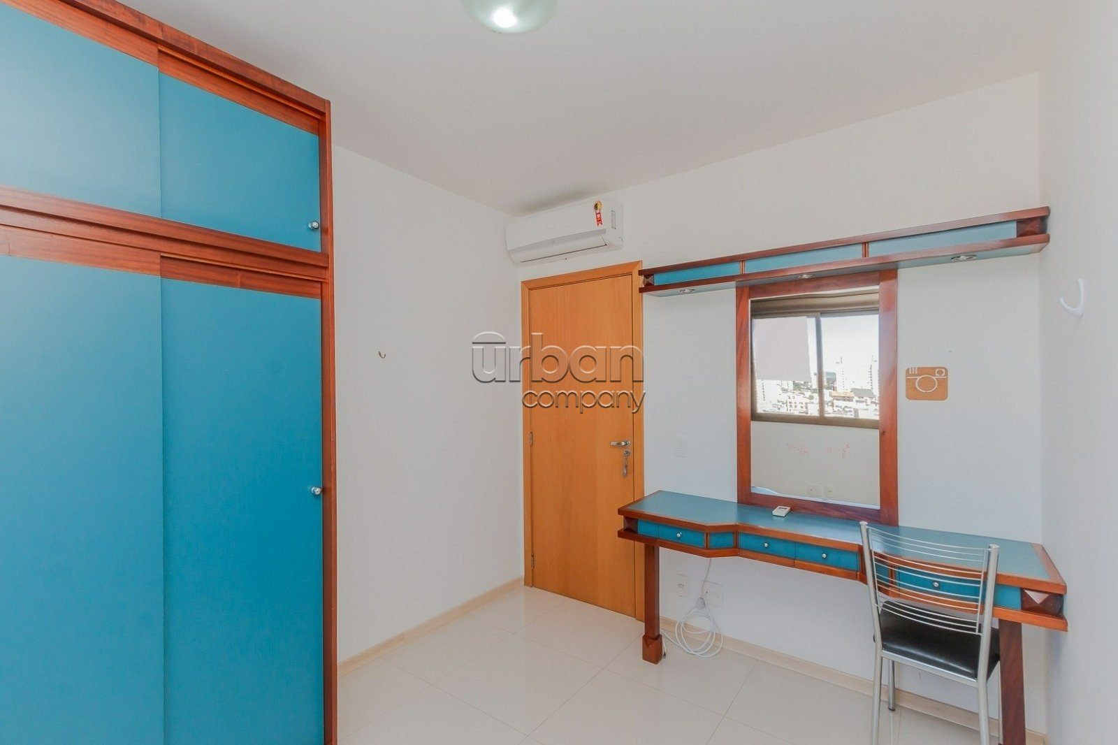 Apartamento com 65m², 2 quartos, 1 suíte, 1 vaga, no bairro Petrópolis em Porto Alegre