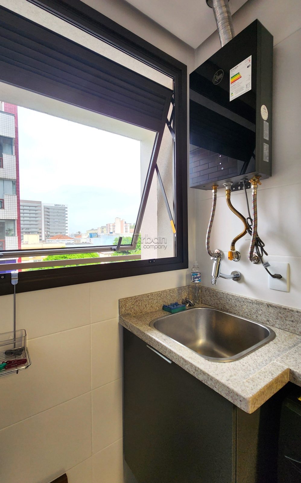 Apartamento com 69m², 2 quartos, 1 suíte, 1 vaga, no bairro Cristo Redentor em Porto Alegre