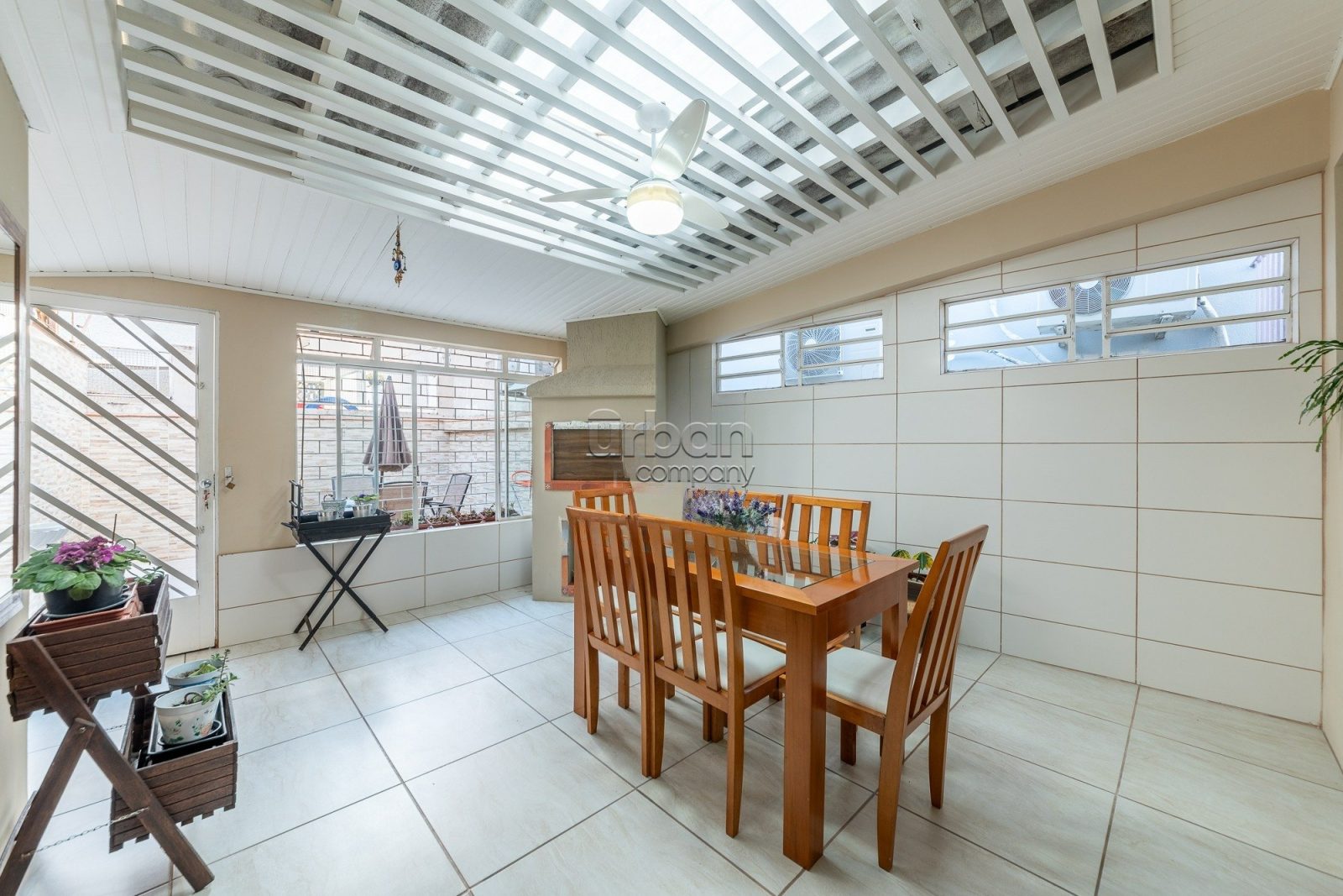 Apartamento Garden com 150m², 3 quartos, 1 suíte, 1 vaga, no bairro Petrópolis em Porto Alegre