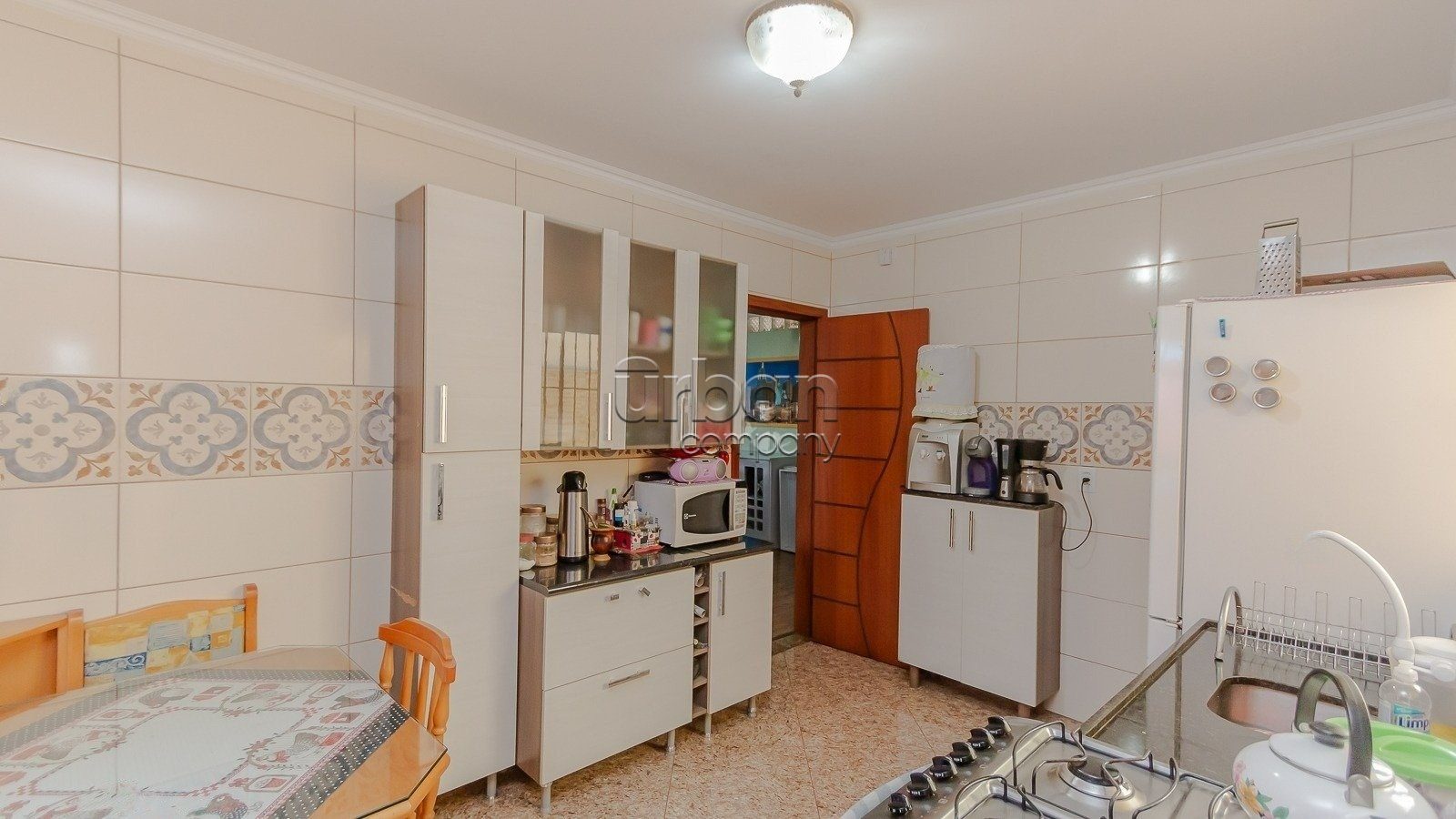 Casa com 150m², 3 quartos, 1 suíte, 3 vagas, no bairro Vila Ipiranga em Porto Alegre