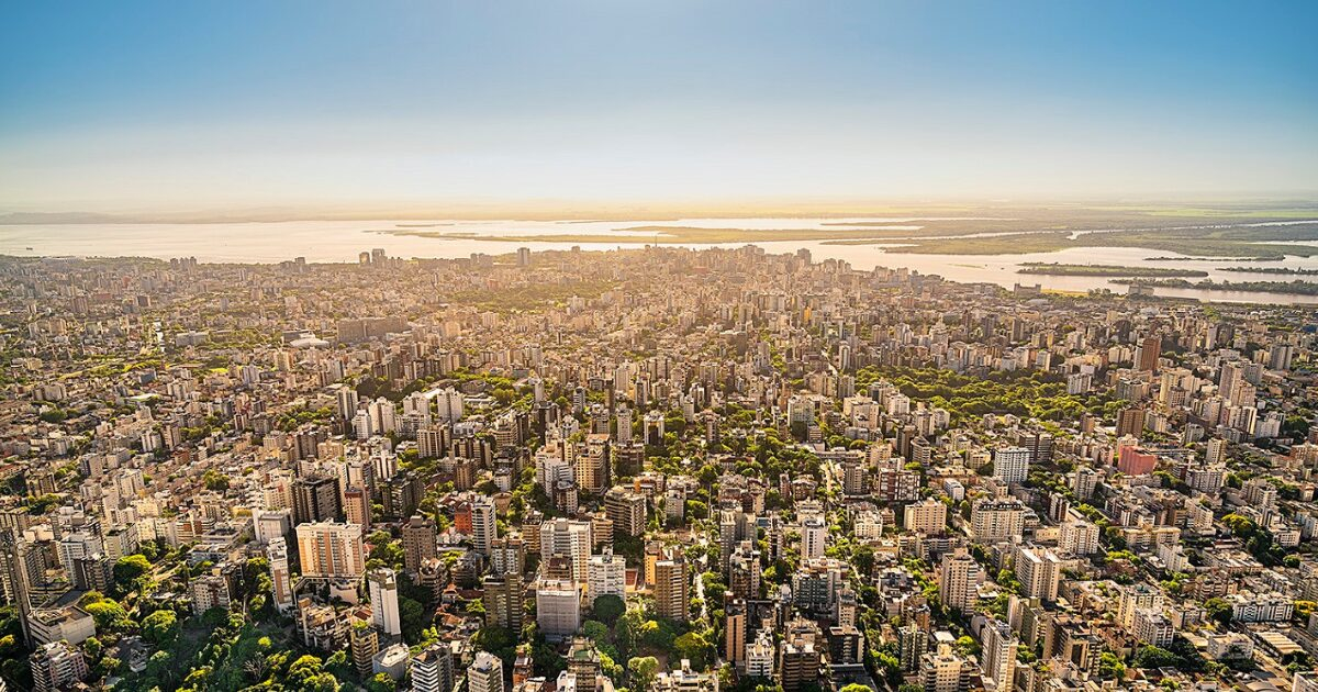 Imagem do post: Bairros seguros para morar em Porto Alegre: o que dizem as pessoas que vivem nesses lugares