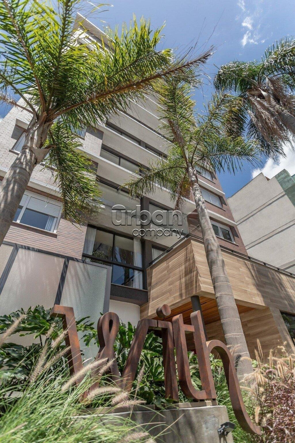 Foto do With Inviting Home