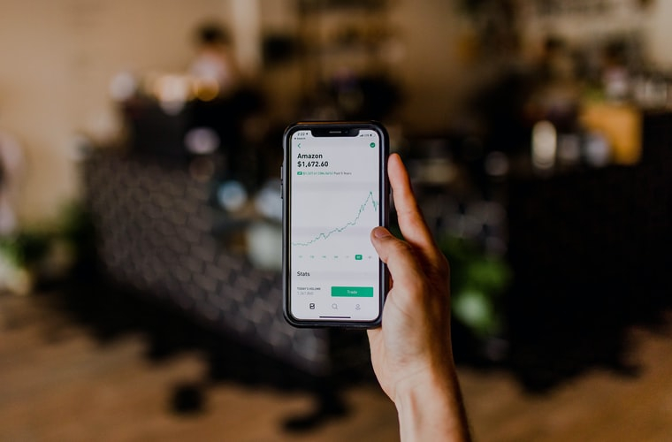 Imagem do post: Por Que Investir No Mercado Imobiliário Ainda Em 2021?